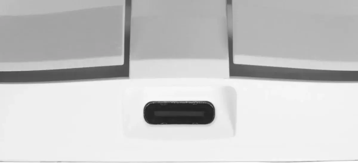 Мышь MSI VERSA 300 WIRELESS WHITE S12-4301440-CLA, цвет белый