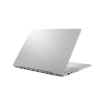 Ноутбук ASUS Vivobook S 14 OLED M5406NA-QD080 AMD Ryzen 5 7535HS (серебристый)