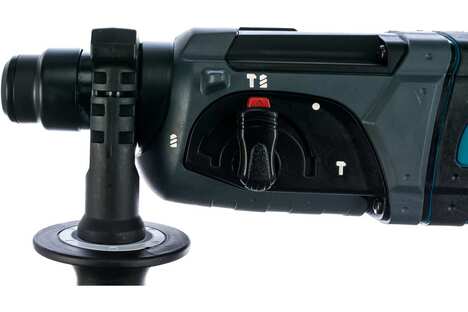 Перфоратор MAKITA HR2475