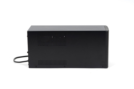 ИБП Бастион SKAT-UPS Line-interactive 3000-IN-4x9 (453)