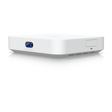 Проводной роутер UBIQUITI UCG-Max