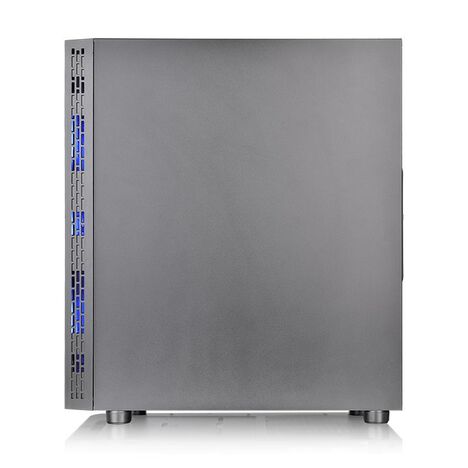 Корпус Thermaltake V200