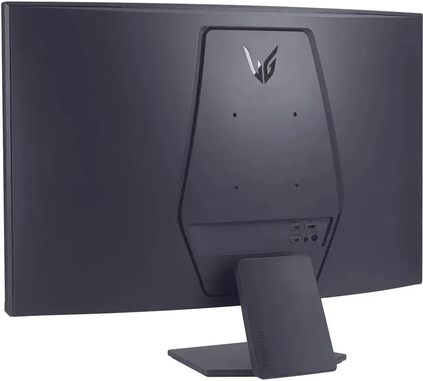 Монитор LG 32GS60QC-B 31.5-inch черный