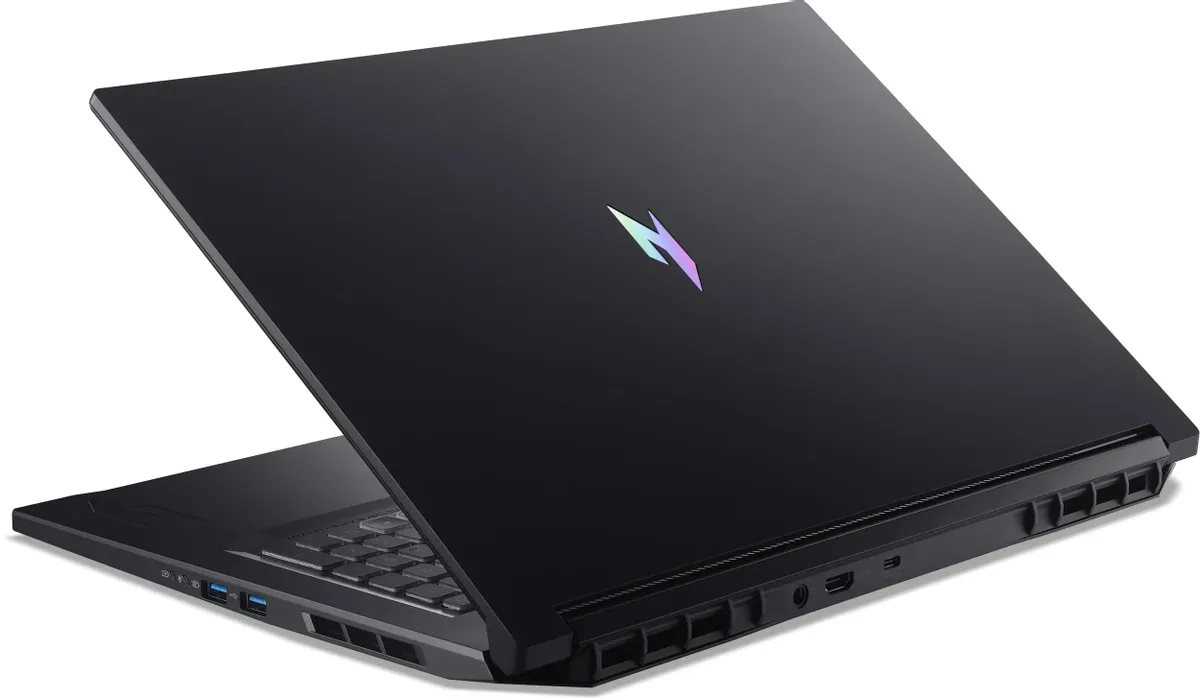 Ноутбук ACER Nitro V 17 AI ANV17-41 AMD Ryzen 7 260 (черный)