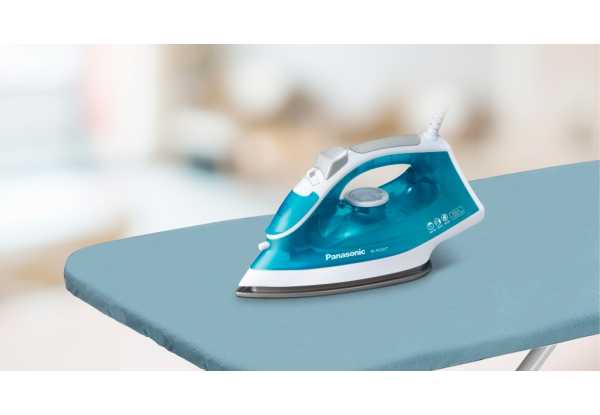 Утюг Panasonic NI-M250TGTW