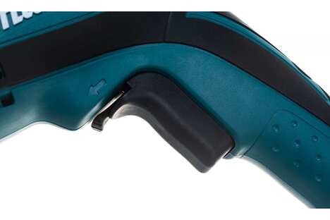 Ударный шуруповерт MAKITA TD0100