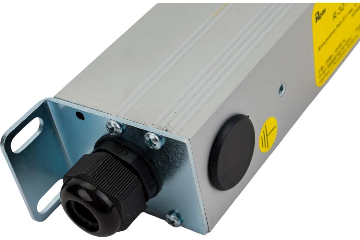 для ИБП REM Блок распределения питания R-32-12C13-I-440-K