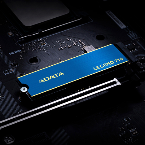 Внутренний твердотельный накопитель ADATA PCI-E x4 512GB