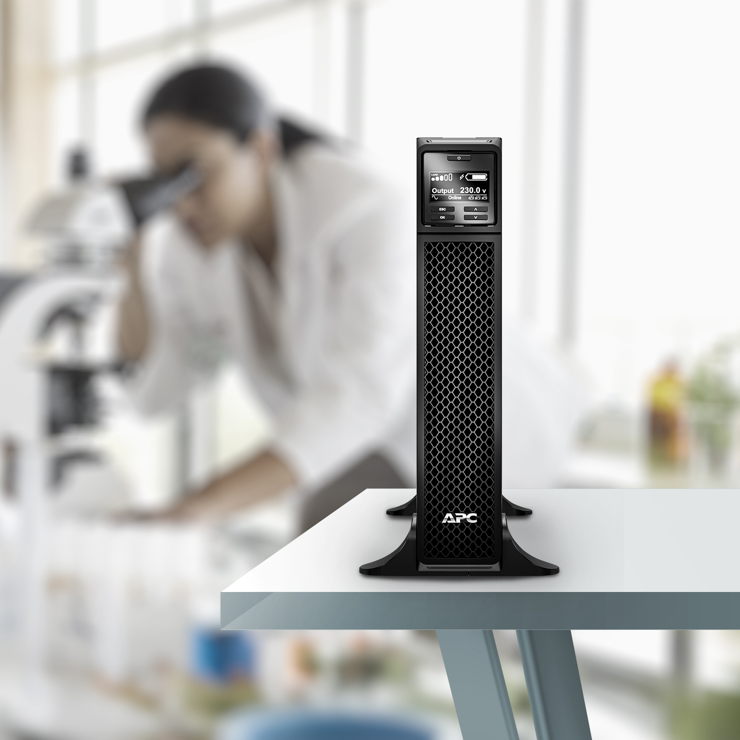 ИБП APC Smart-UPS SRT 1000VA (SRT1000XLI)