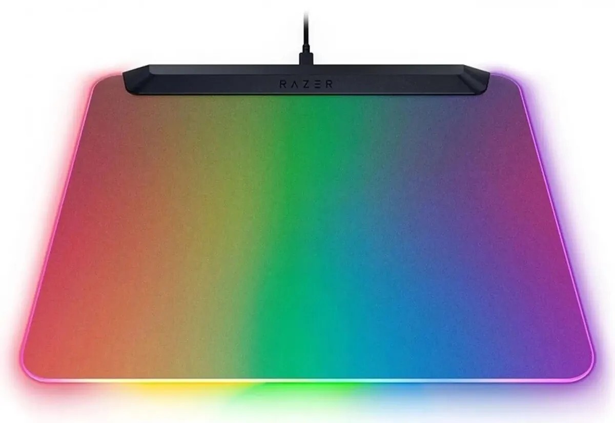 Razer Игровой коврик Firefly V2 Pro RZ02-04920100-R3M1