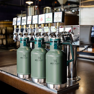 Термос STANLEY Classic Beer Growler зеленый