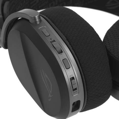 Гарнитура ASUS ROG PELTA, цвет черный