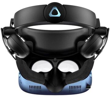 Шлем виртуальной реальности HTC VIVE Cosmos