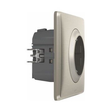 Умный дом Legrand Умная розетка Celiane with NETATMO