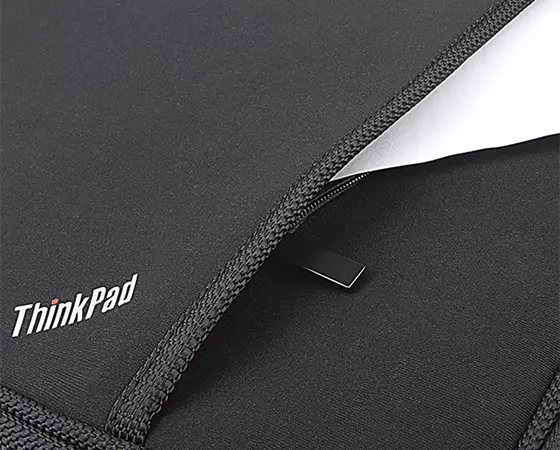 

ThinkPad 15” Sleeve (100% Polyester)