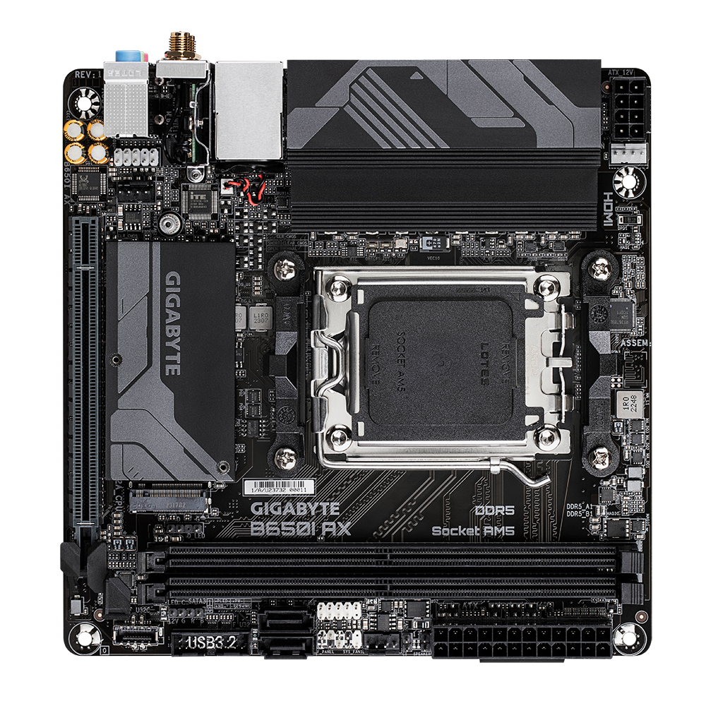 Материнская плата Gigabyte AM5 AMD B650 B650I AX