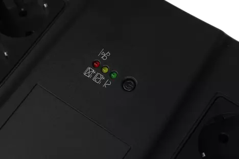 Powercom Back-UPS SPIDER, Line-Interactive, 1000VA/550W, Tower, 8xSchuko outlets (4 surge &amp; 4 batt), USB (688277)