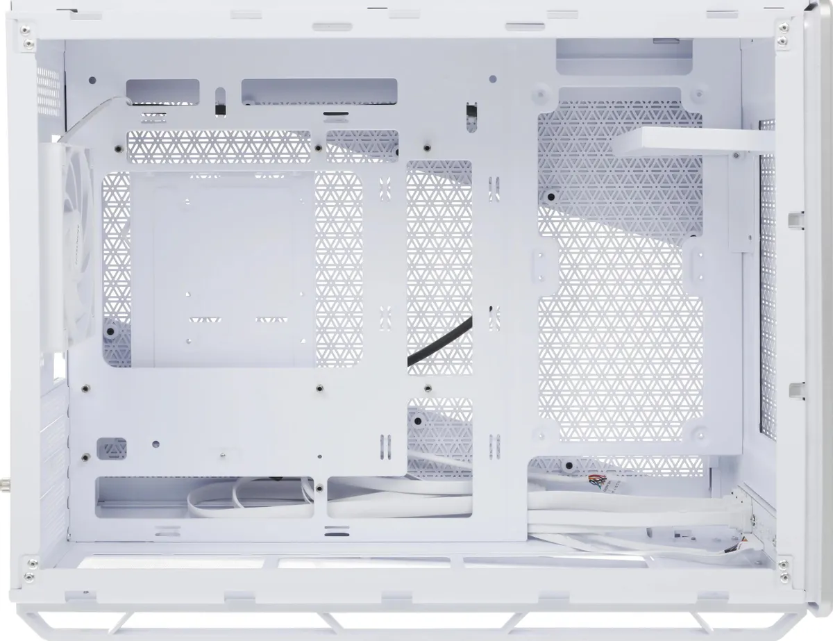 Корпус MONTECH Heritage